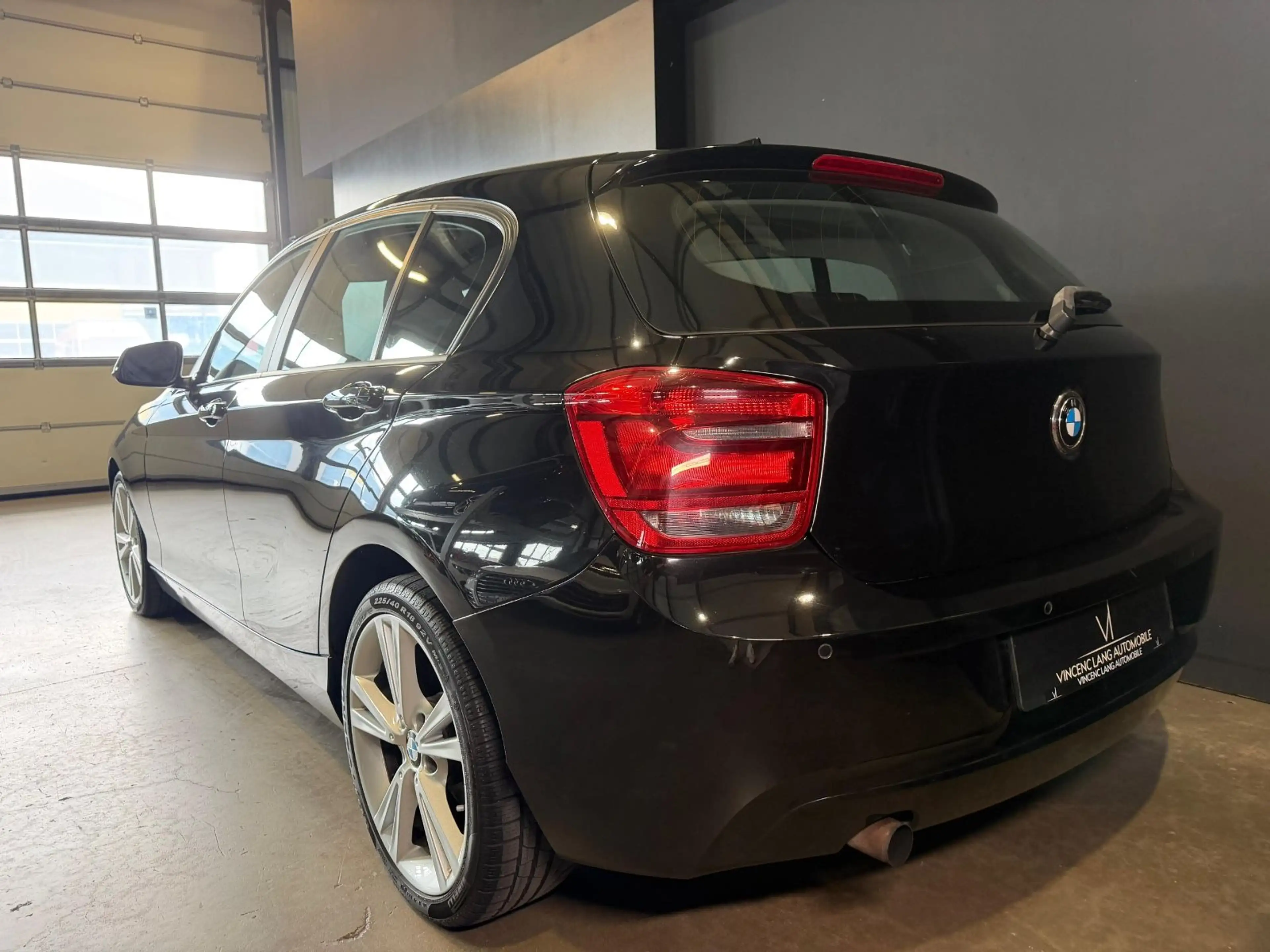 BMW 114 i Lim 5-trg. KLIMA/18ZOLL/ — photo 3