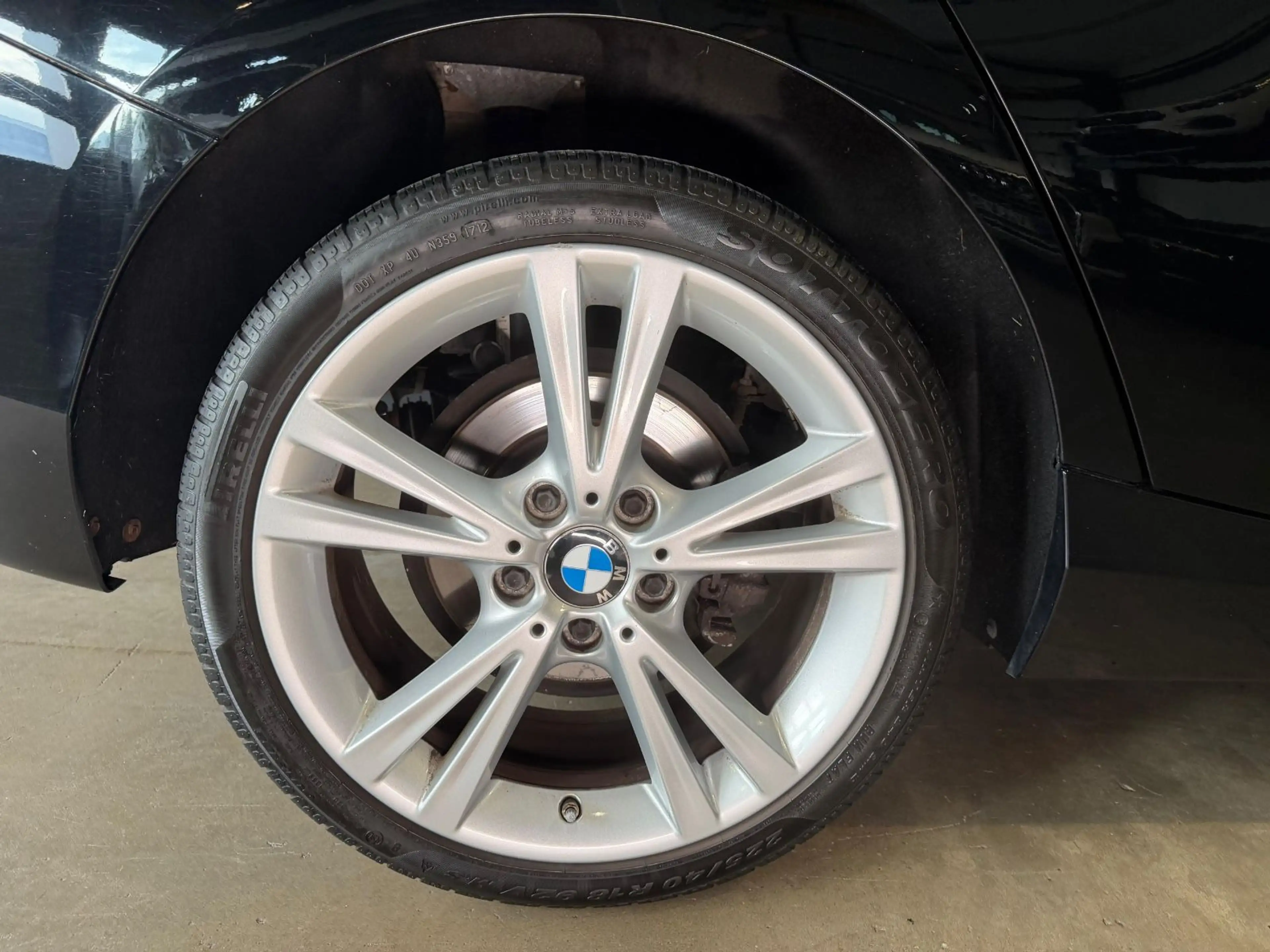BMW 114 i Lim 5-trg. KLIMA/18ZOLL/ — photo 9