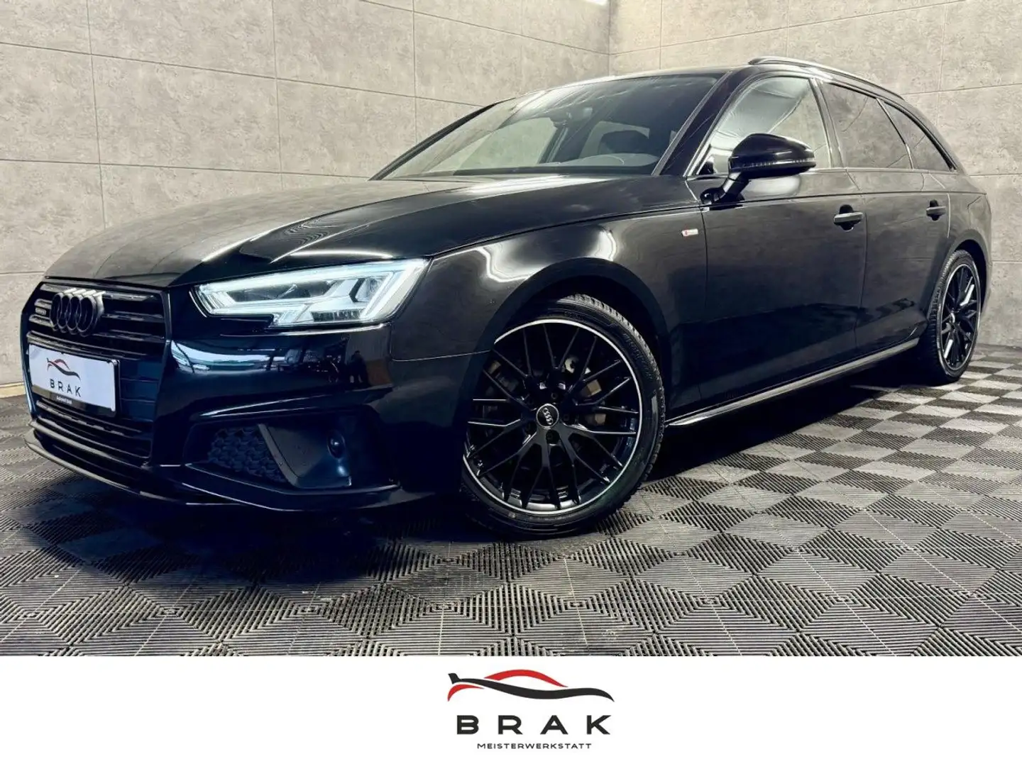 Audi A4 Avant 40 TDI quattro S-Line Sport Matrix*ACC Noir - 1