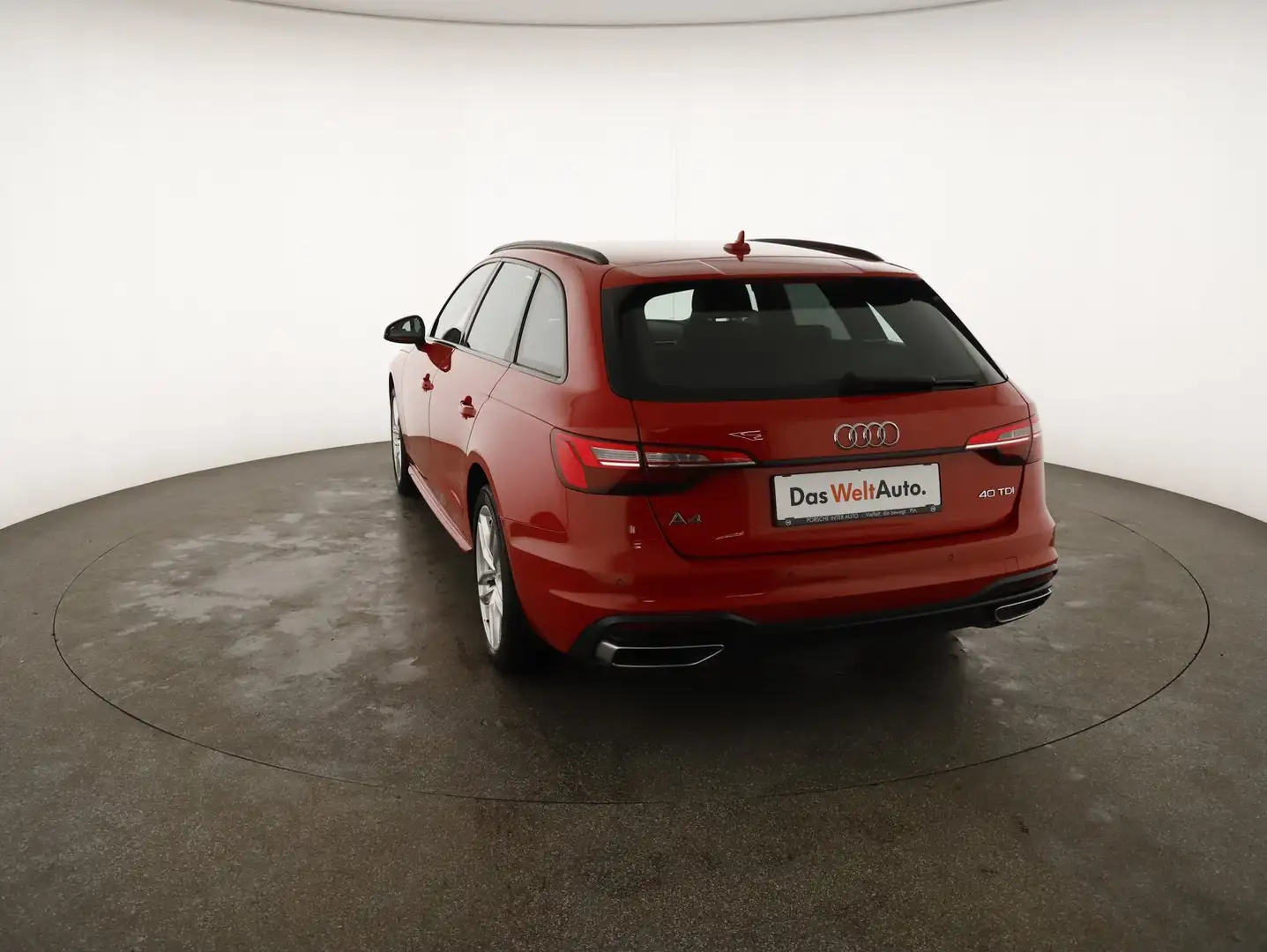 Audi A4 40 TDI advanced Rot - 2
