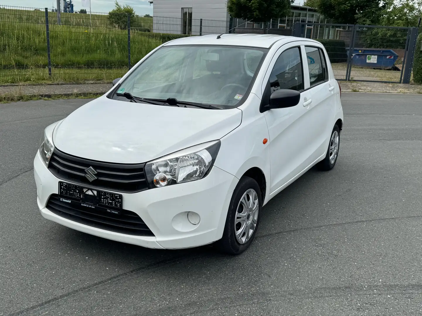 Suzuki Celerio Reifen&Inspektion&TÜV NEU Klima 5 Türig TOP Weiß - 1