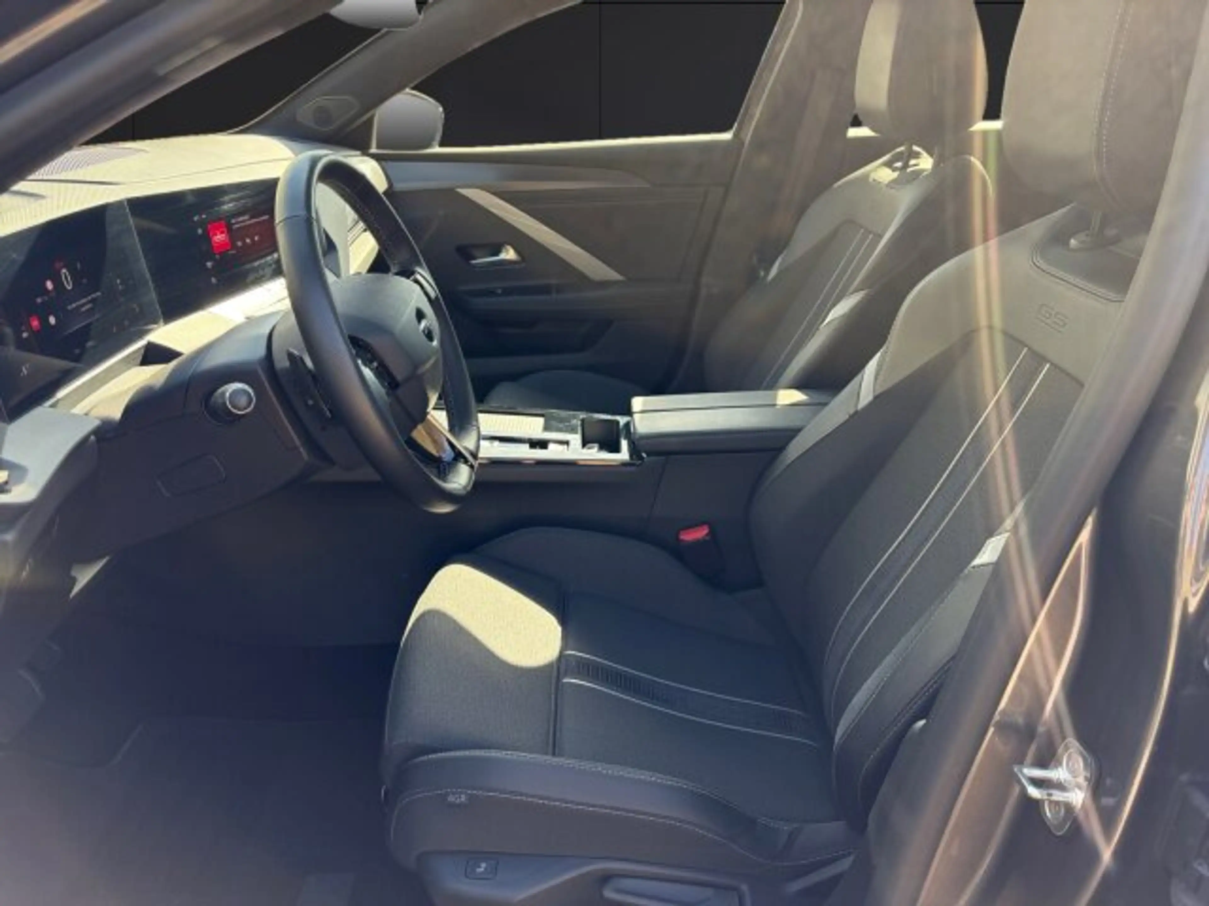Opel Astra L 1.2 Turbo GS Automatik Klimaautomatik Sitzheizung (SIDE) GS Line — photo 8