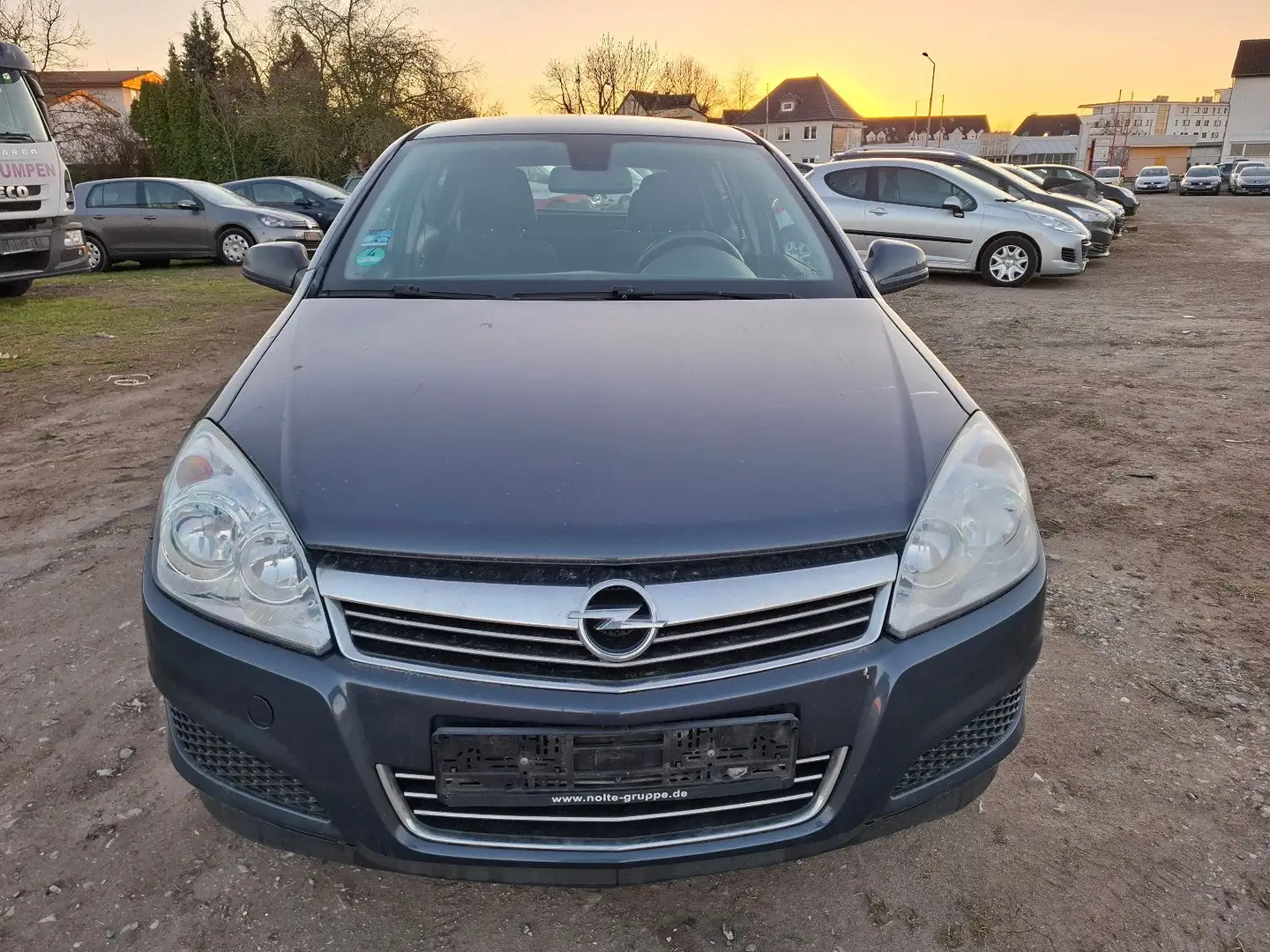 Opel Astra H Lim. Edition Grijs - 2