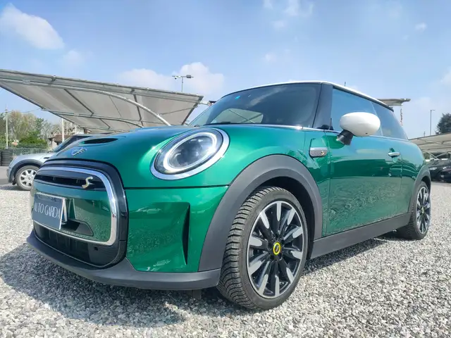 MINI Cooper SE Mini F56 2022 Full Electric 3p Yours auto