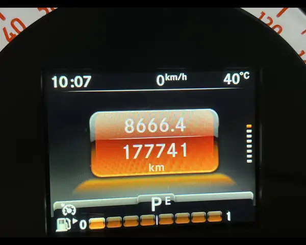 smart Fortwo view 12