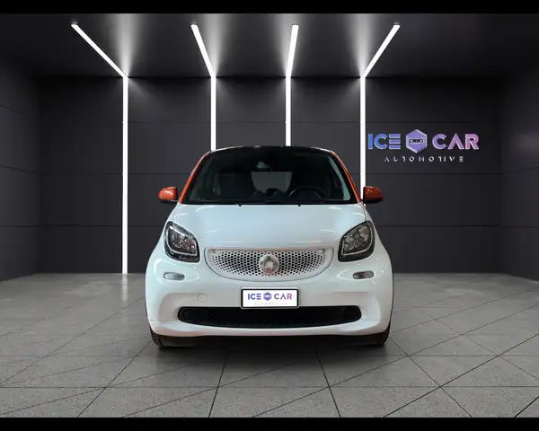 smart Fortwo view 2