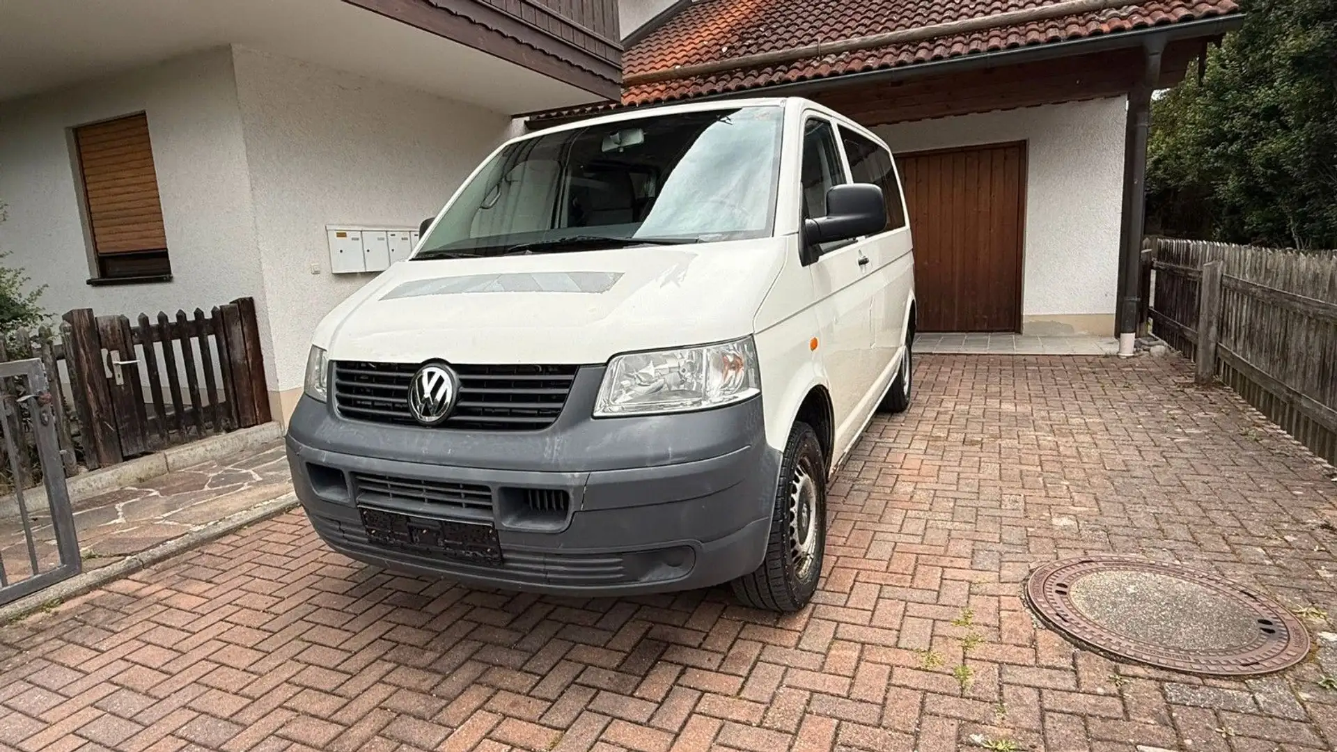 Volkswagen T5 Transporter Kasten-Kombi4Motion*TUV*AHK* Grijs - 1