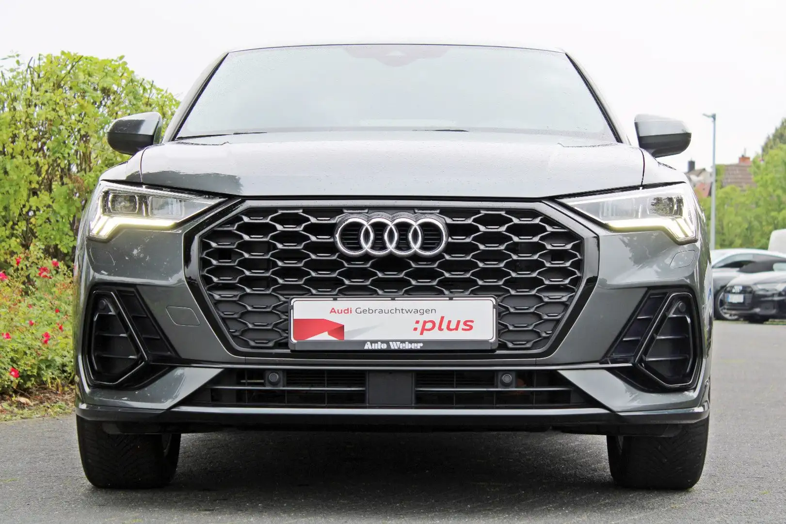 Audi Q3 Sportback 35TFSI S-tronic S LINE BLACK  VC Gris - 2