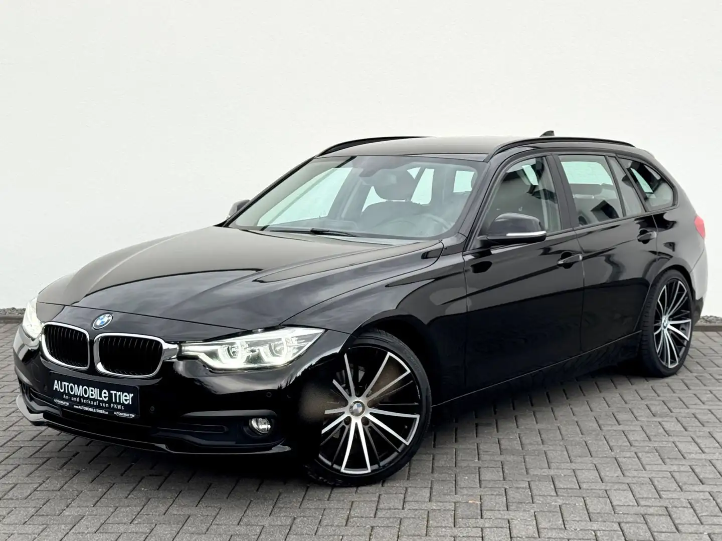 BMW 320 d Touring /NAVI/LED/AHK/PDC/GARANTIE/ - 1