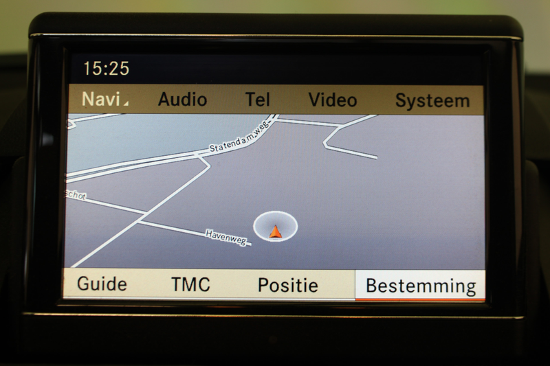 Mercedes-Benz C 200 Estate CGI BlueEFFICIENCY Business Class Avantgard — photo 2