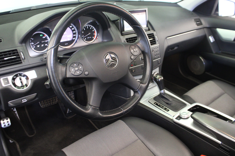 Mercedes-Benz C 200 Estate CGI BlueEFFICIENCY Business Class Avantgard — photo 11