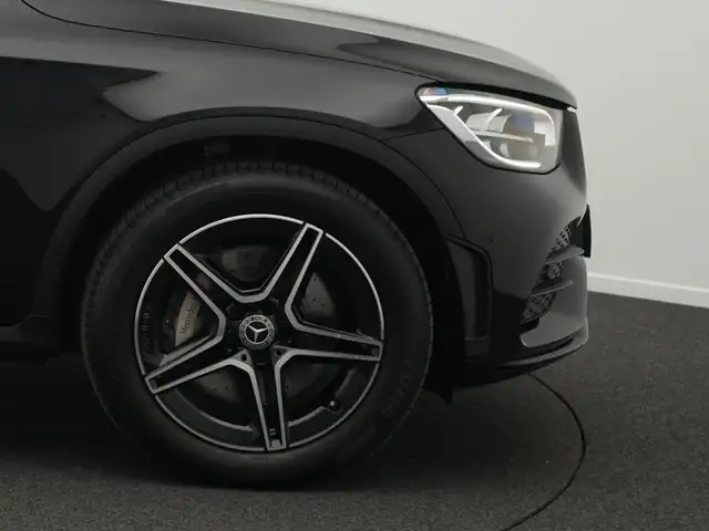 Mercedes-Benz GLC view 8