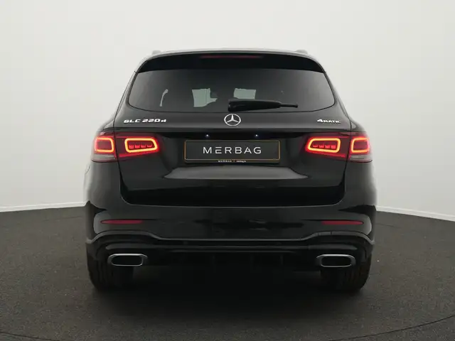 Mercedes-Benz GLC view 4