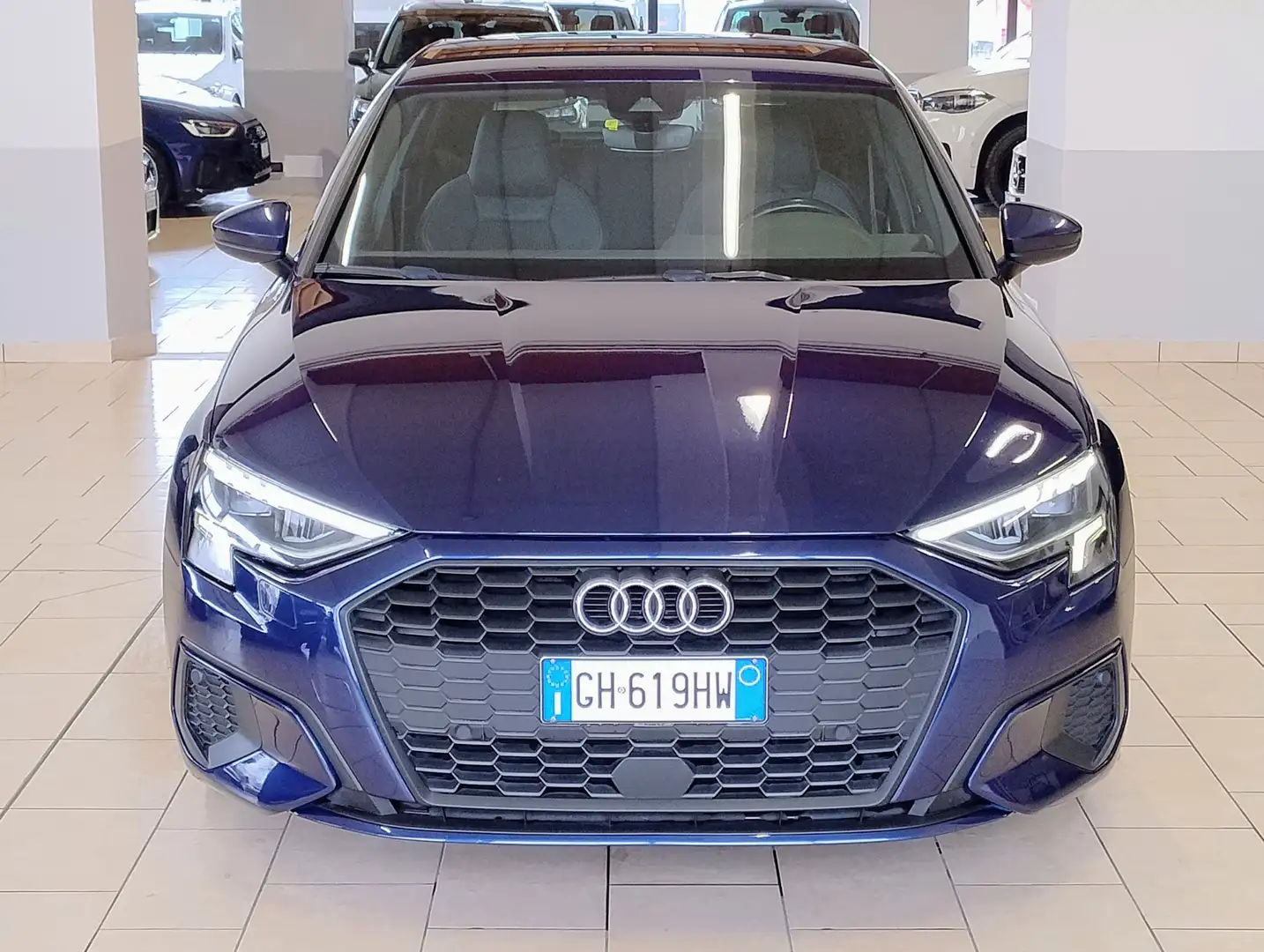 Audi A3 SPB 2.0 tdi S line PACK LUCI - SEDILI SPORTIVI Blu/Azzurro - 2