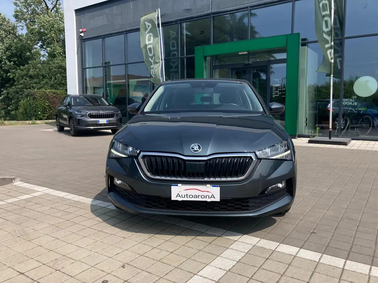 Skoda Scala Scala 1.6 tdi Ambition 115cv Сірий - 2