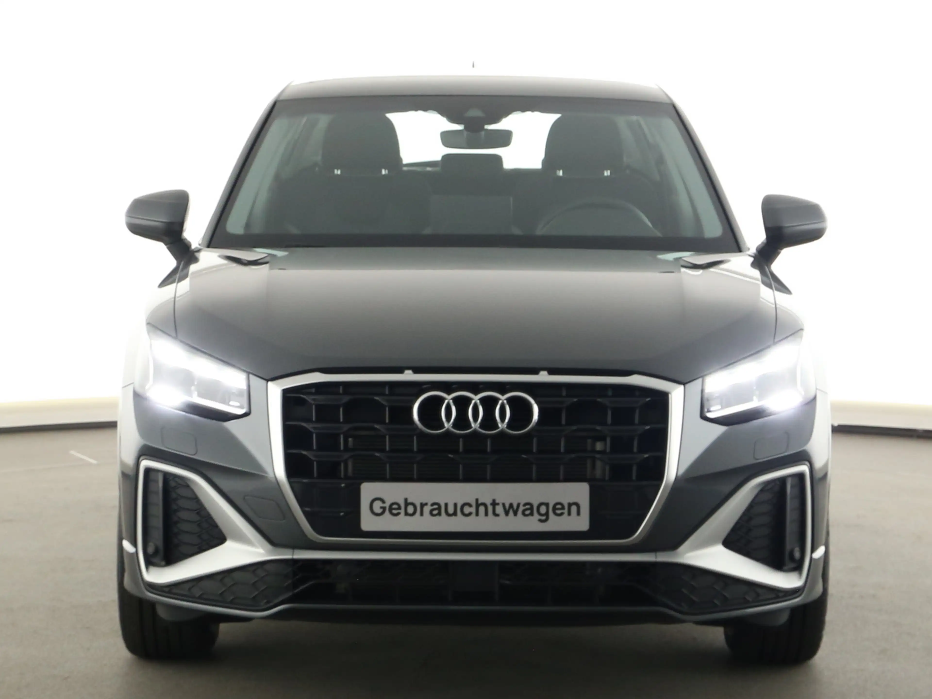 Audi Q2 1.5 TFSI S tronic S line — photo 3