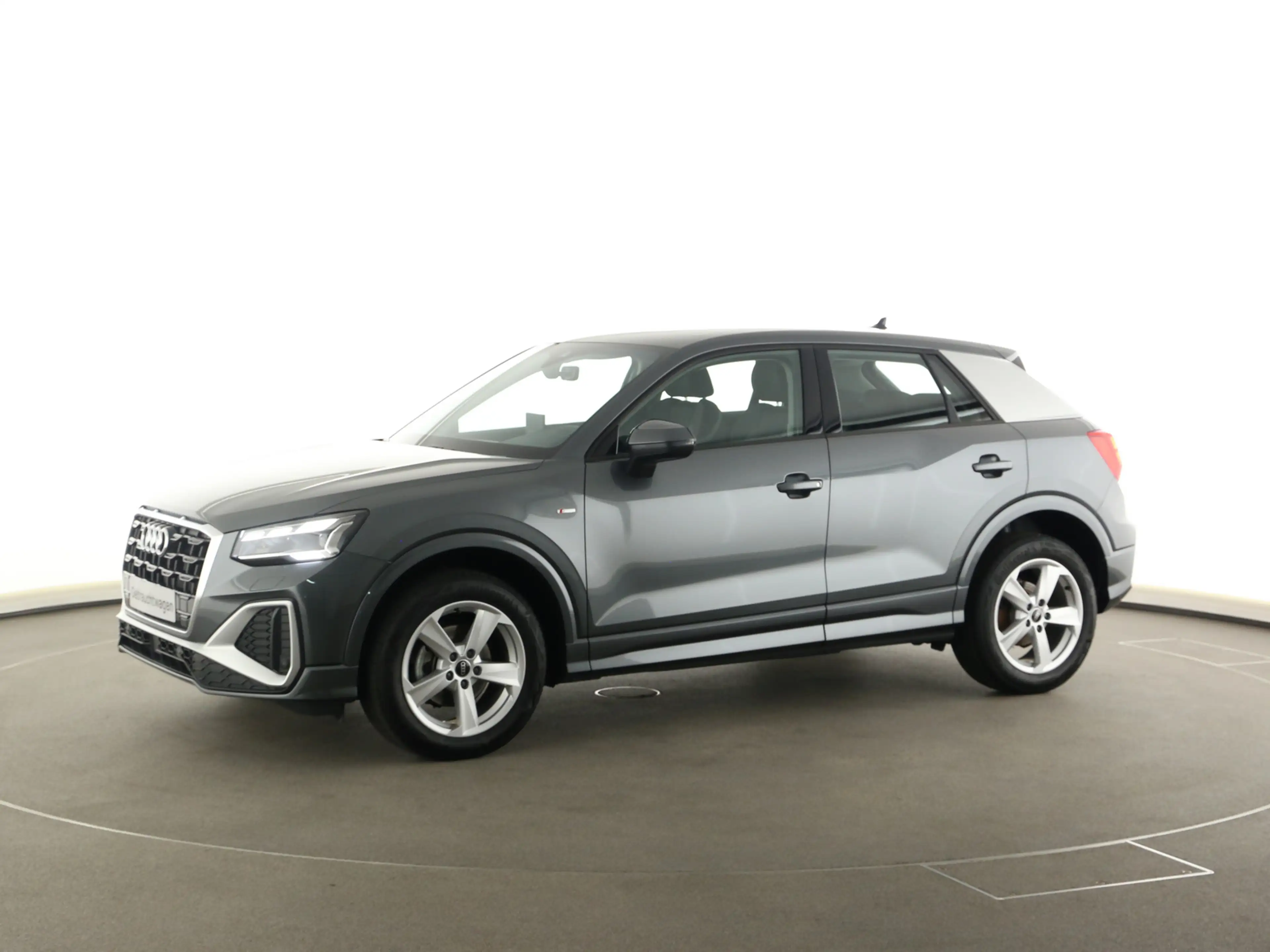 Audi Q2 1.5 TFSI S tronic S line — photo 5
