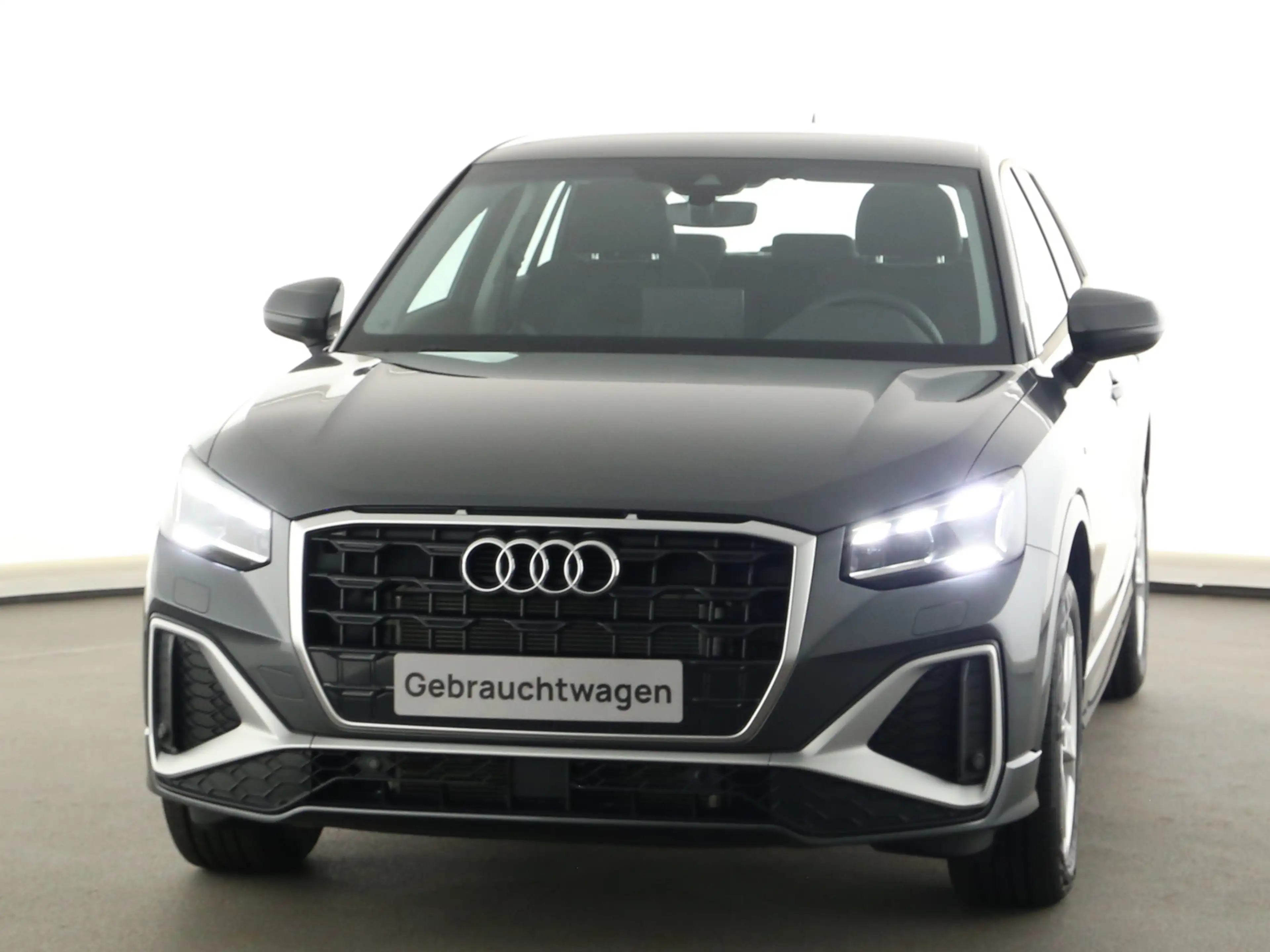 Audi Q2 1.5 TFSI S tronic S line — photo 4