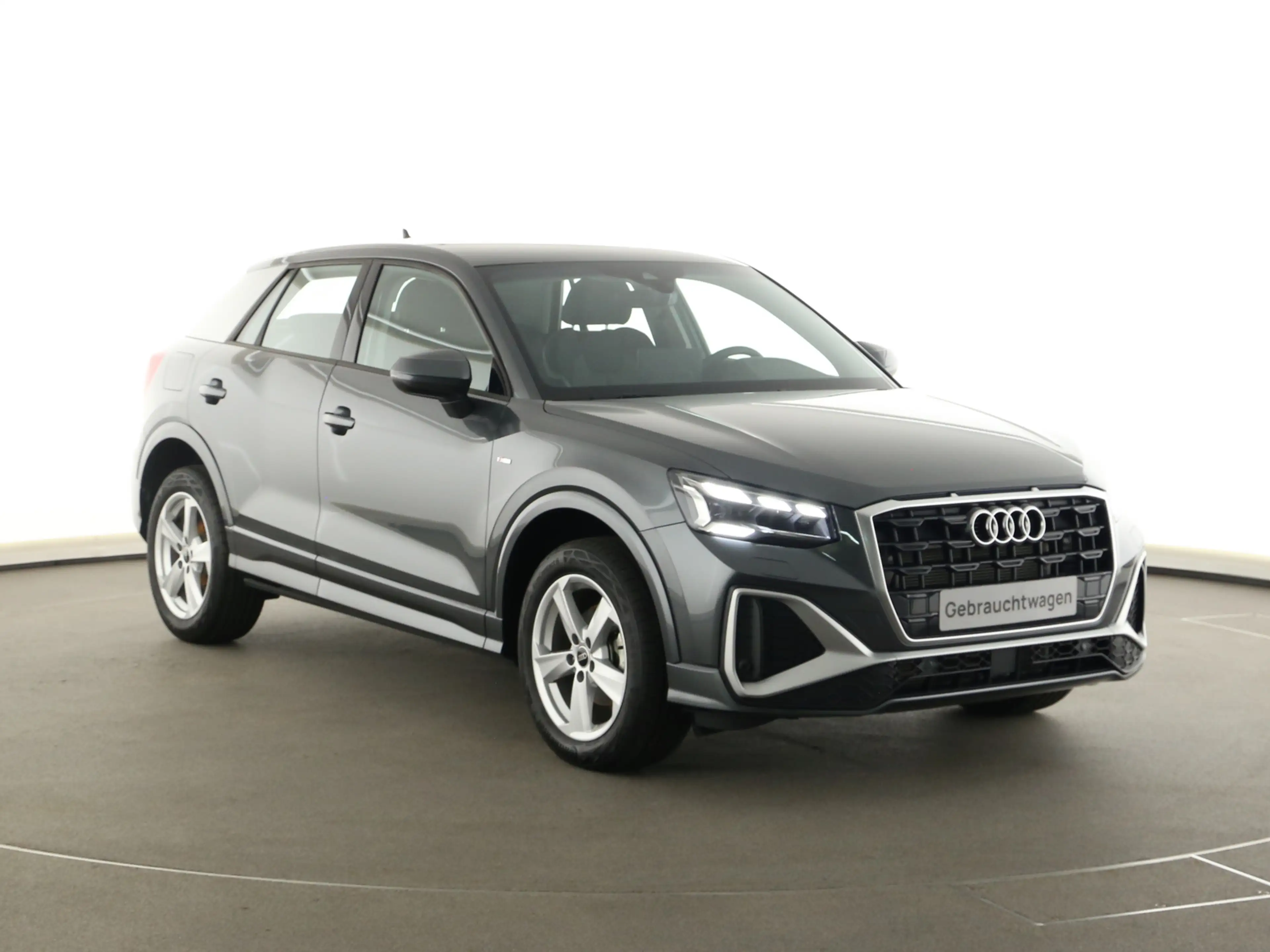 Audi Q2 1.5 TFSI S tronic S line — photo 13