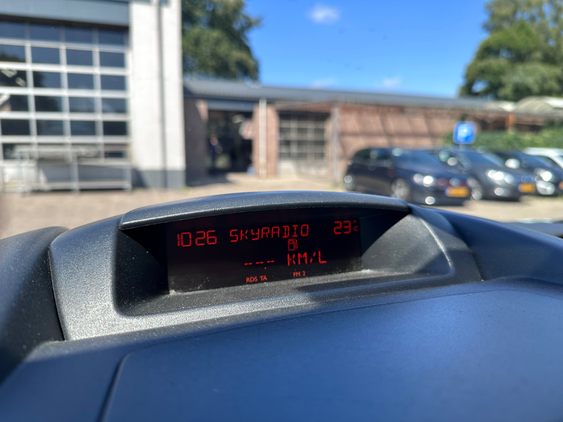 Peugeot Partner Tepee 1.6 VTi Access AIRCO / ELEKT RAMEN / 2x SCHU — photo 22