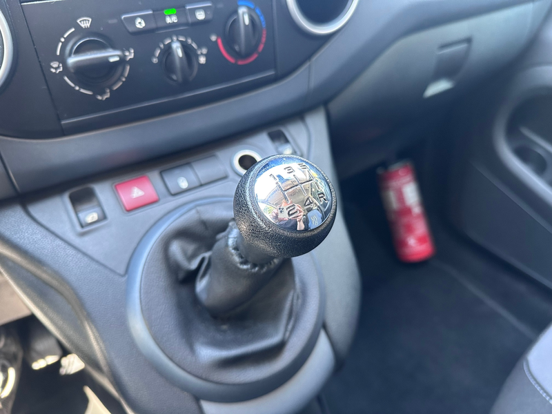 Peugeot Partner Tepee 1.6 VTi Access AIRCO / ELEKT RAMEN / 2x SCHU — photo 25
