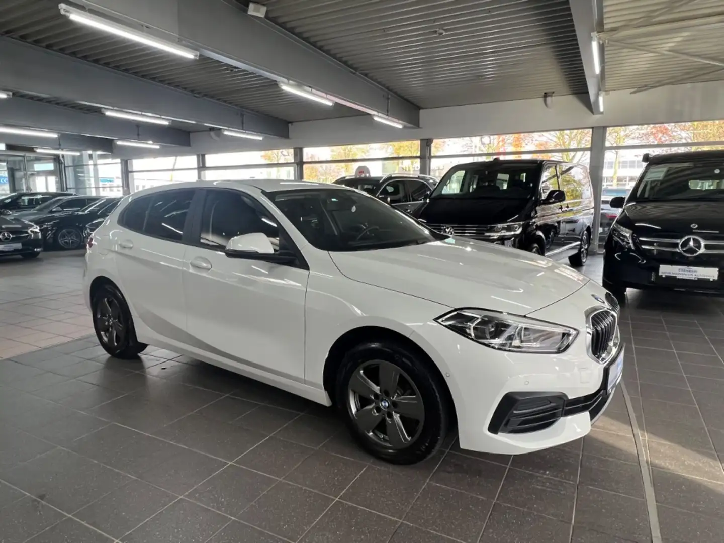 BMW 116 d Lim Advantage Comfort Komfortzugang uvm... Blanc - 2