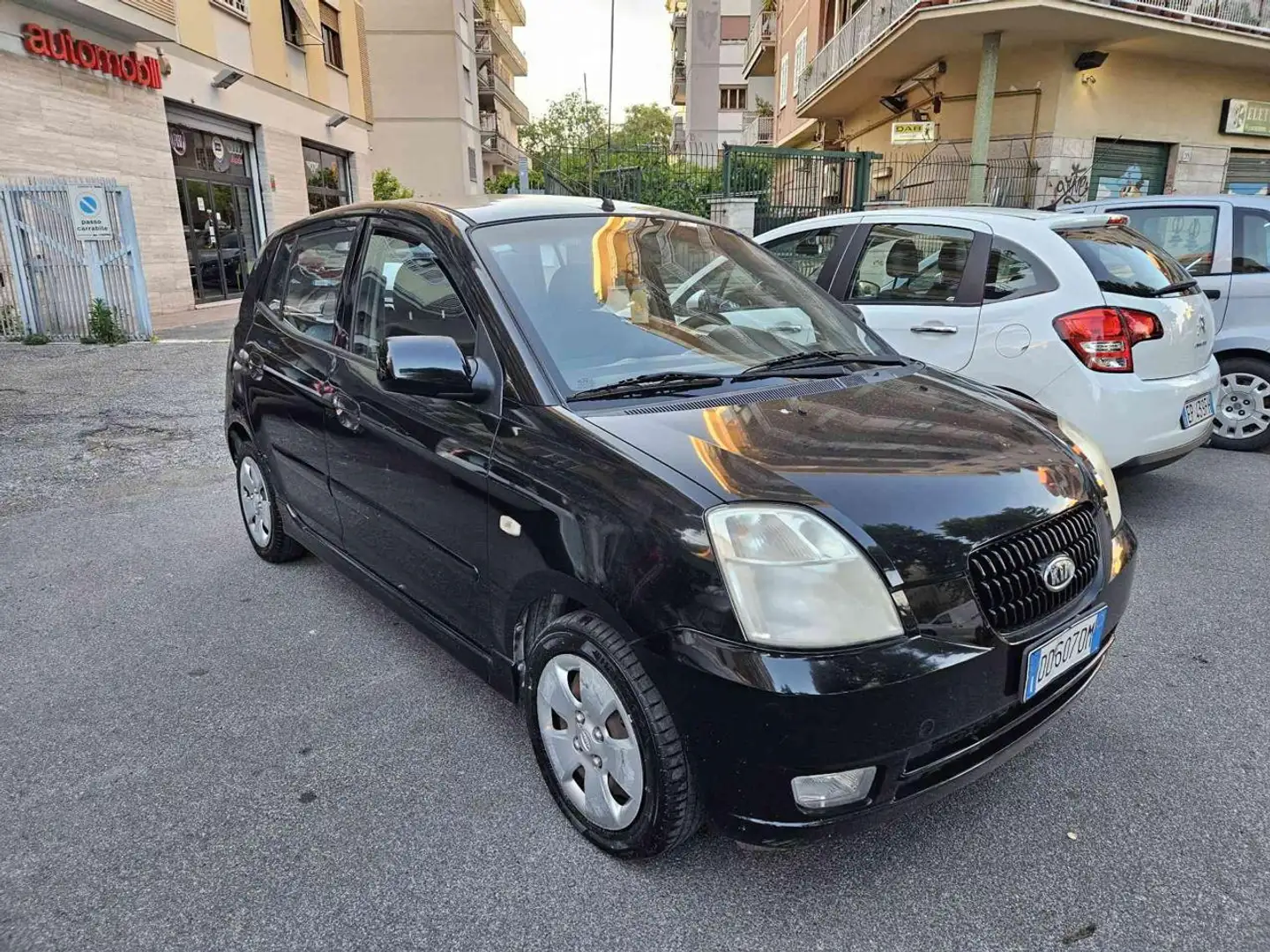 Kia Picanto 1.0 12V Urban Schwarz - 1