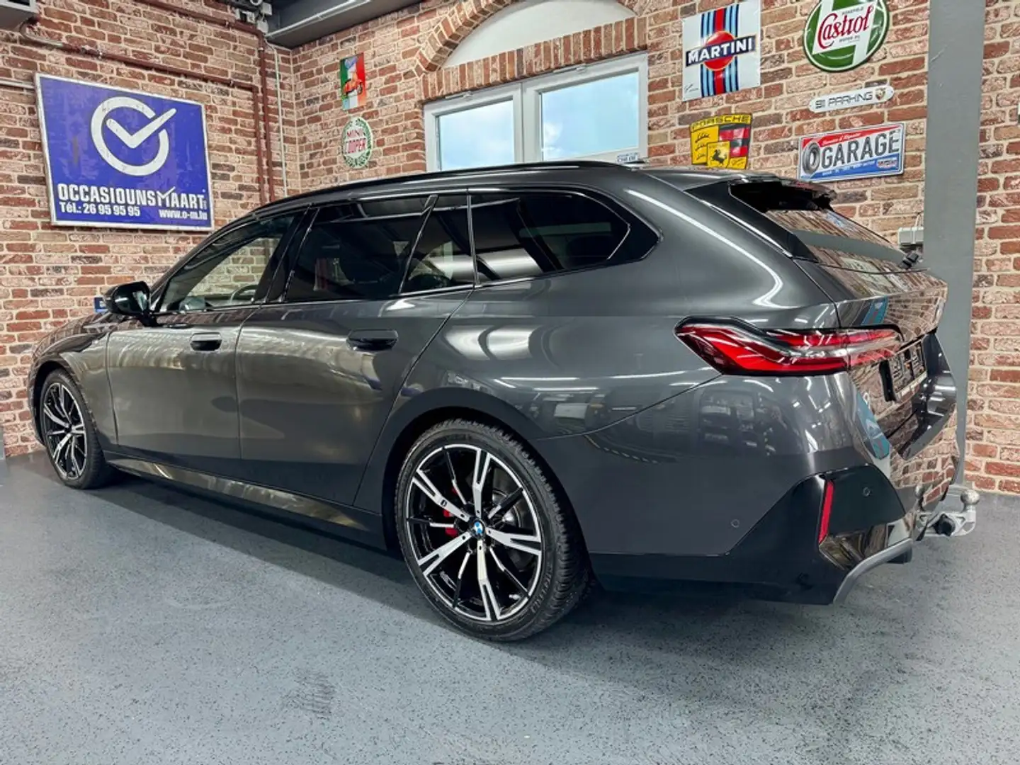 BMW 520 520dA Touring 2.0 197cv Auto M-SPORT Gris - 2