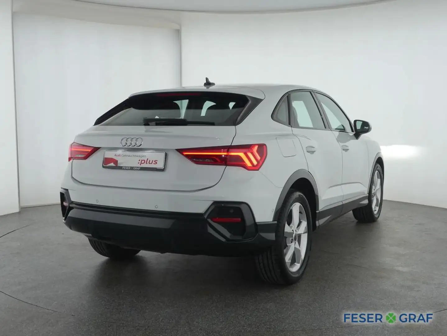Audi Q3 Sportback 35 TDI S line S tronic LED / AHK / virtu Weiß - 2
