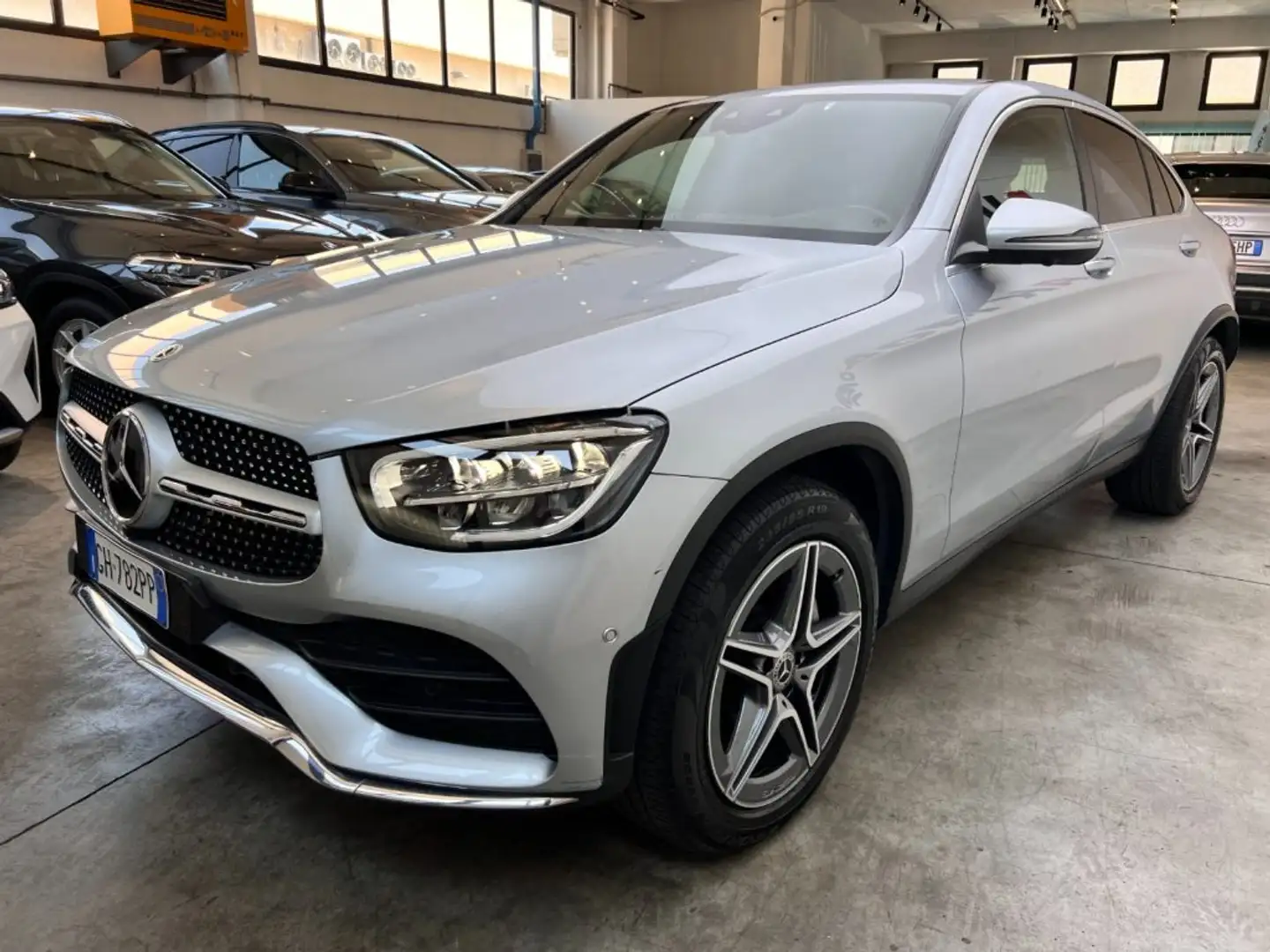 Mercedes-Benz GLC 300 de 4Matic Plug-in hybrid Coupé Premium Plus AMG Argent - 2