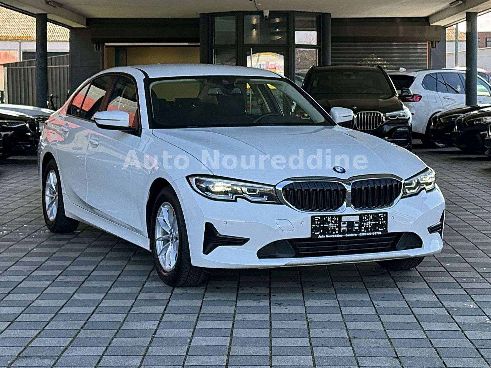 Second hand Bmw 3 Series 320