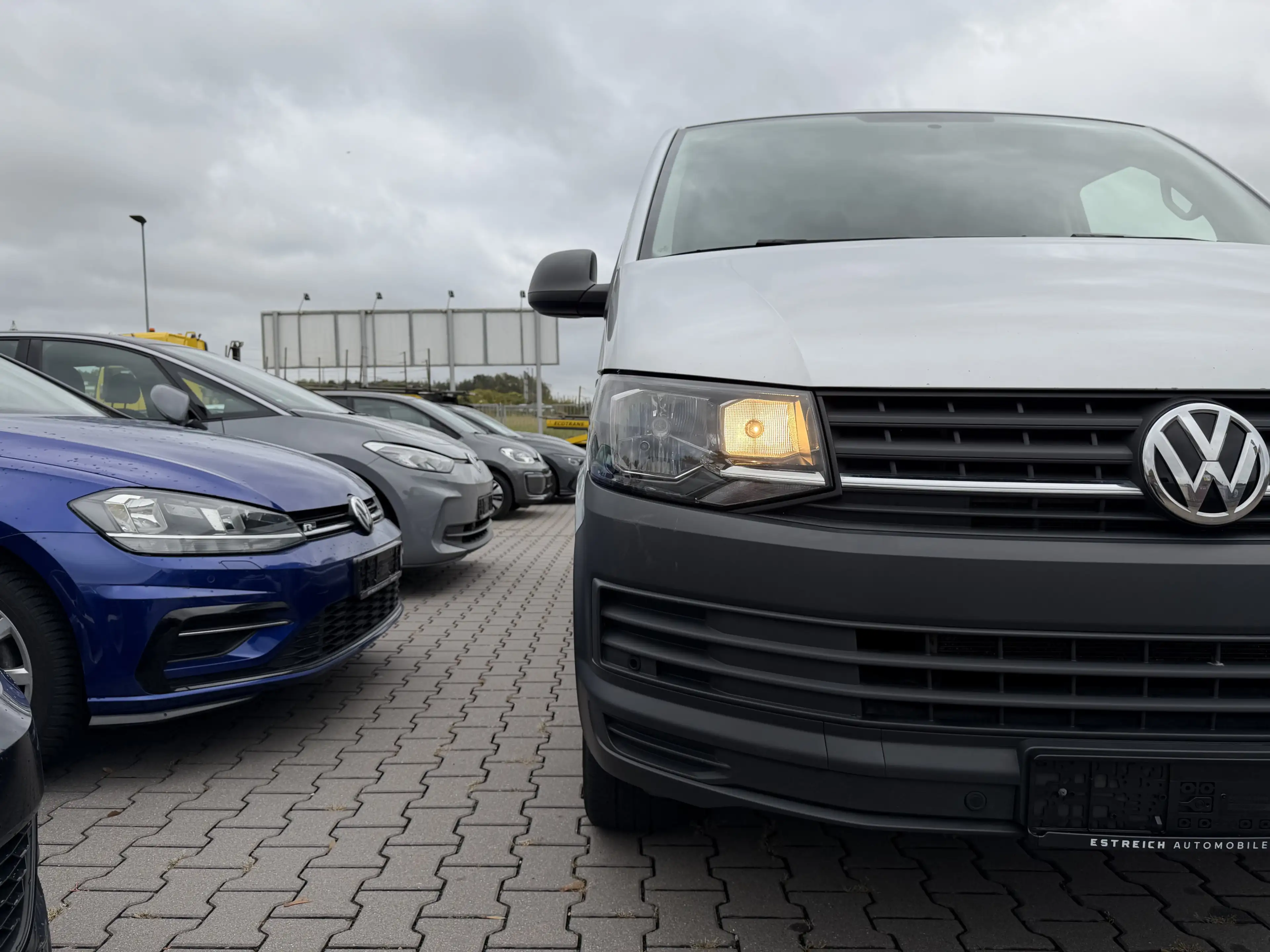 Volkswagen T6 Transporter 2.0 TDI Kasten FWD Klima MFL SHZ — photo 15