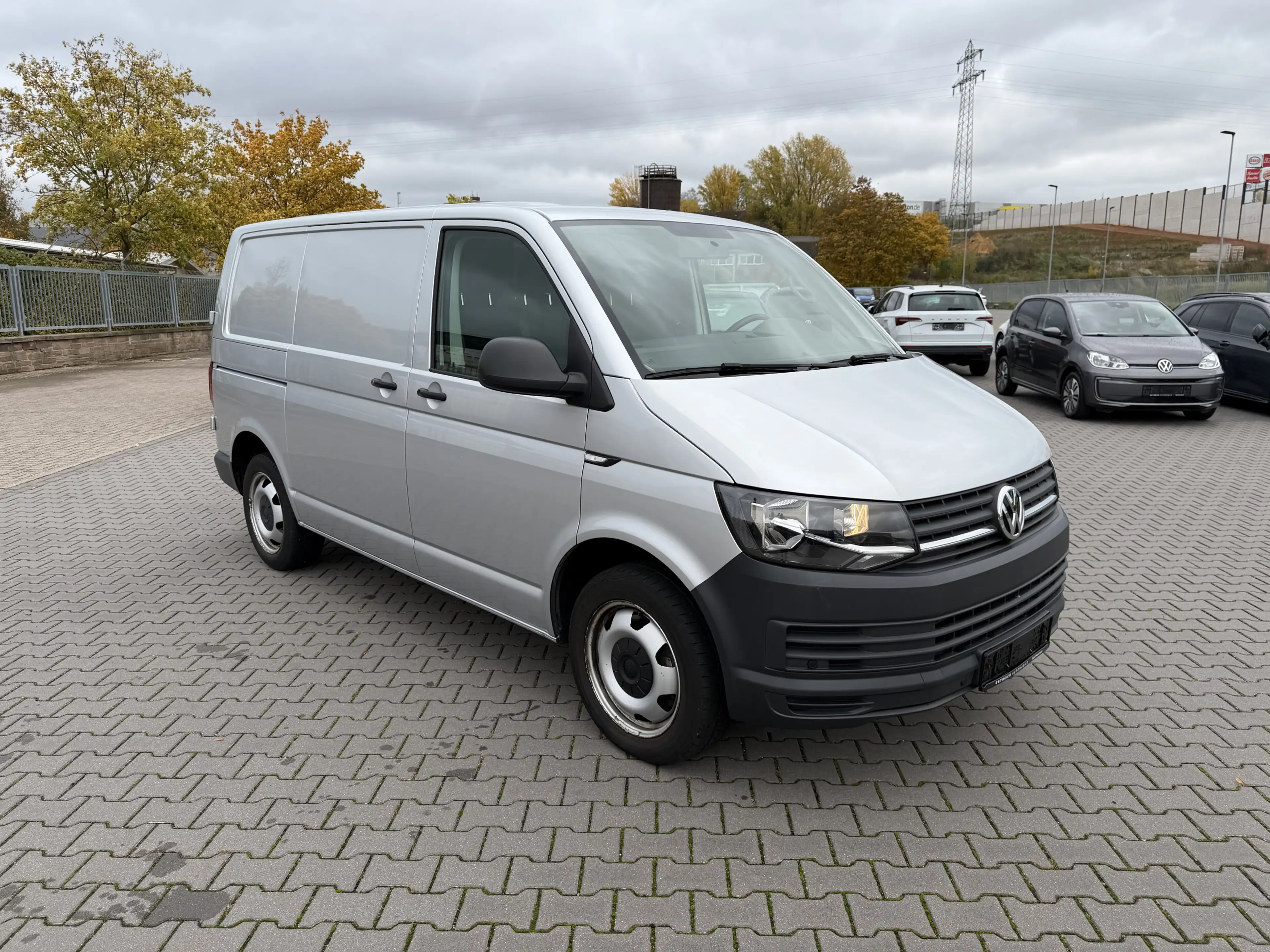 Volkswagen T6 Transporter 2.0 TDI Kasten FWD Klima MFL SHZ — photo 2