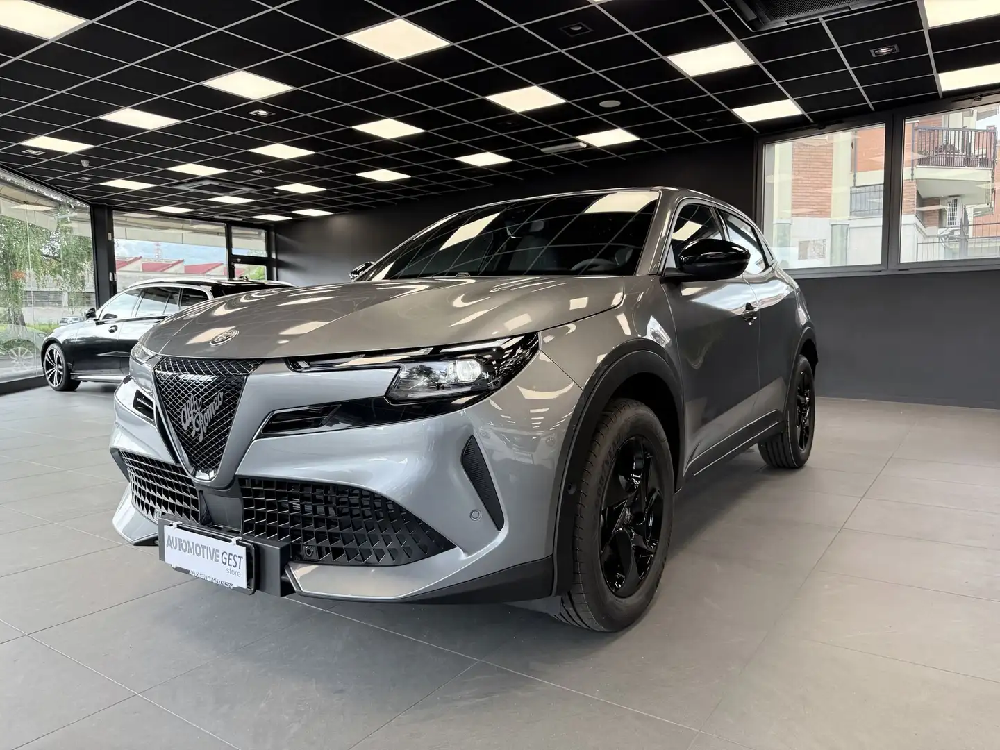 Alfa Romeo Junior 1.2 136 CV Hybrid eDCT6 Gri - 1