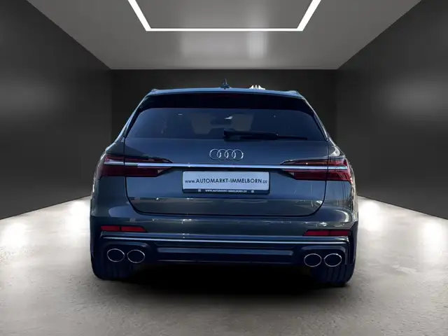 Audi S6 view 9