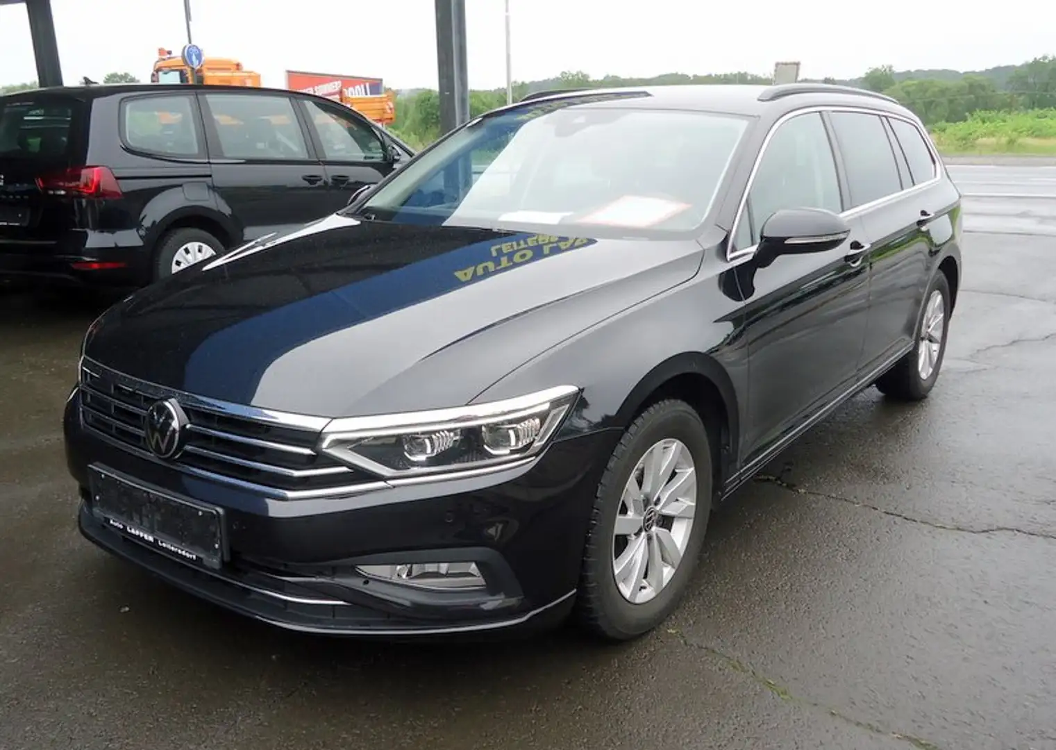 Volkswagen Passat Variant Business TDI DSG**RFK**LED**NAVI Schwarz - 2