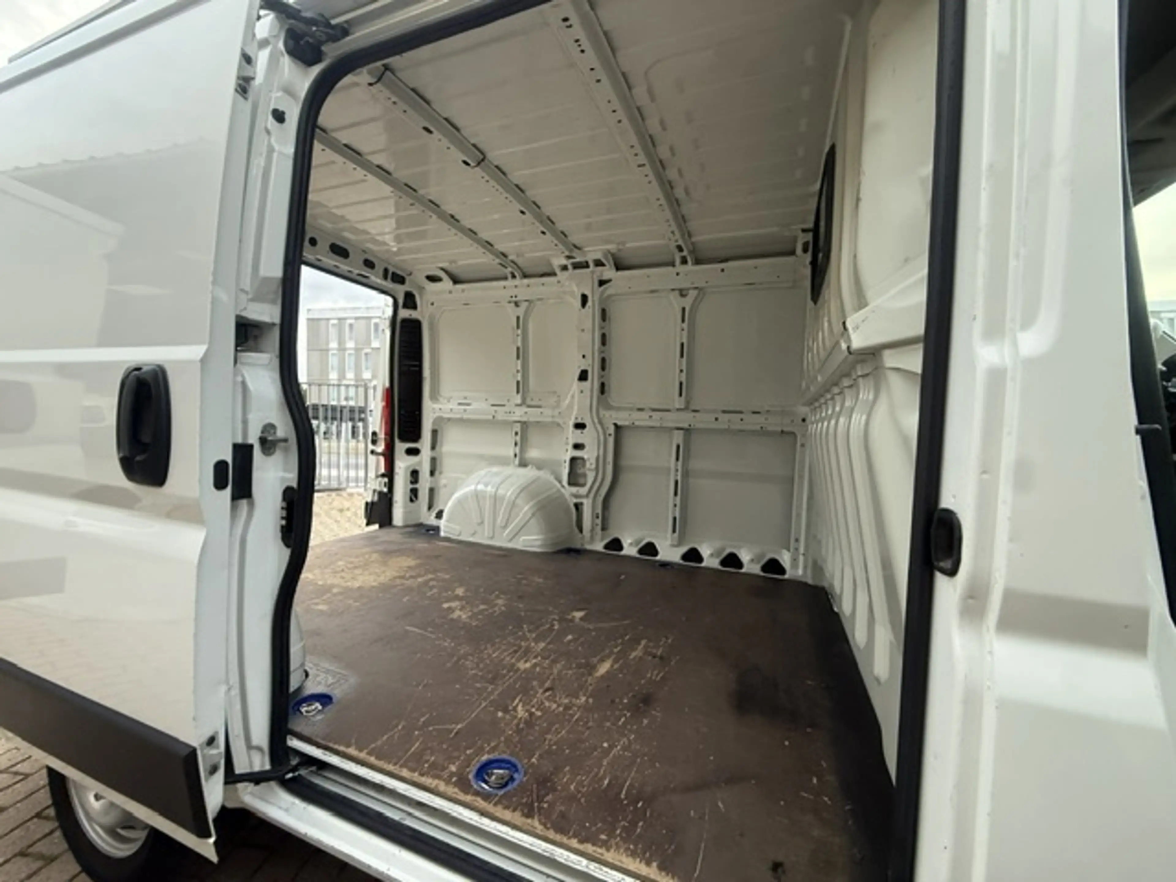 Peugeot Boxer L1H1,GPS, airco, caméra, régulateur vitesse, euro 6 — photo 14