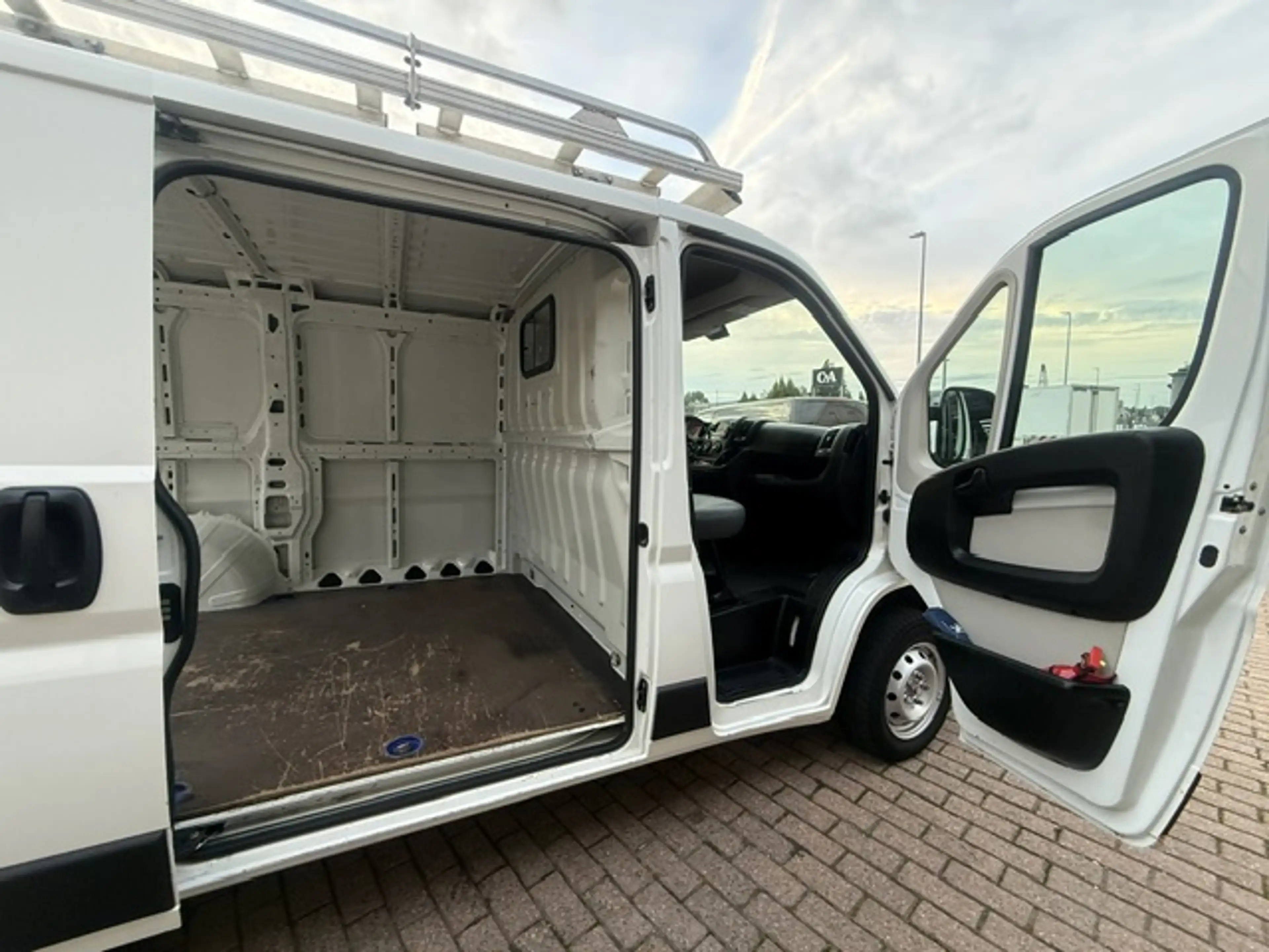 Peugeot Boxer L1H1,GPS, airco, caméra, régulateur vitesse, euro 6 — photo 9