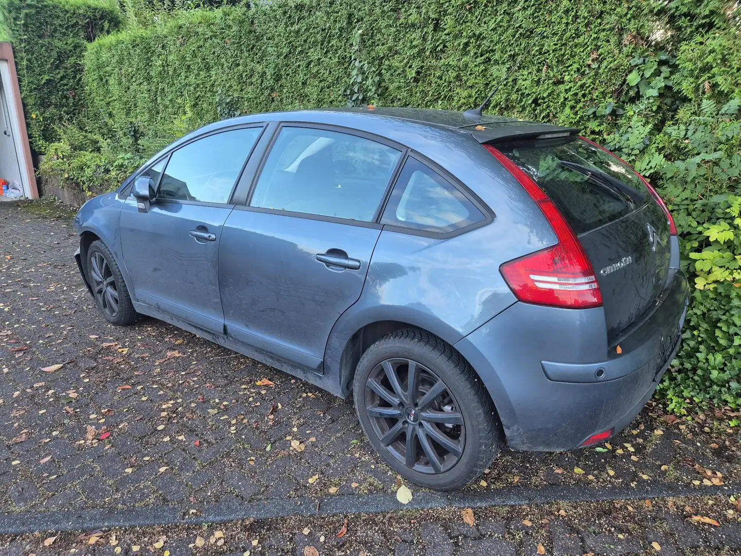 Citroen C4 1.6 16V Automatik Confort - 1