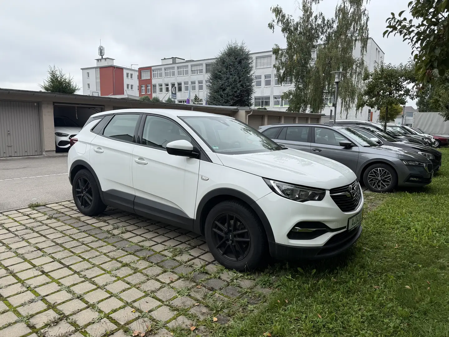 Opel Grandland X 1.5 D Start/Stop Edition Weiß - 2