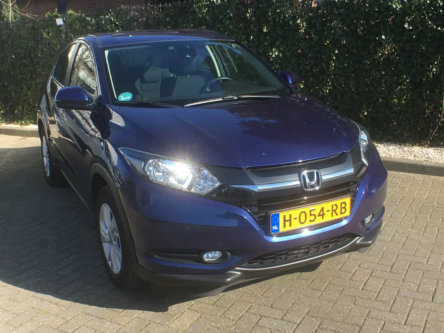 Honda HR-V 1.5 i-VTEC Elegance Lane departure , Navigatie, ac Bleu - 2