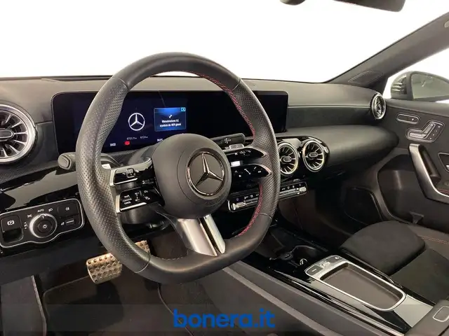 Mercedes-Benz A-Class view 12