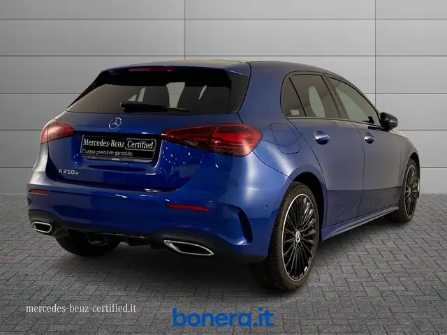 Mercedes-Benz A-Class view 3