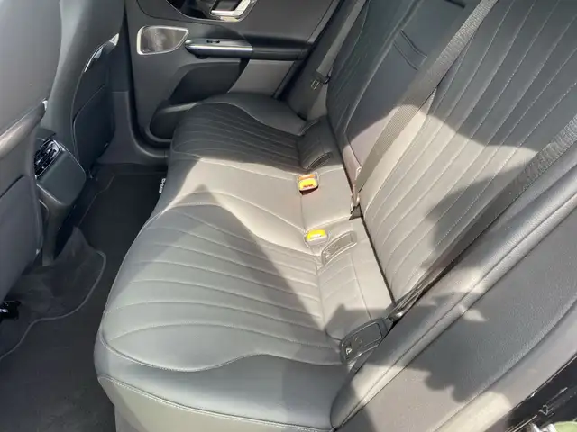 Mercedes-Benz EQE SUV EQE 500 4MATIC SUV Österreich-Edition Distr KeyGo Ansicht 16