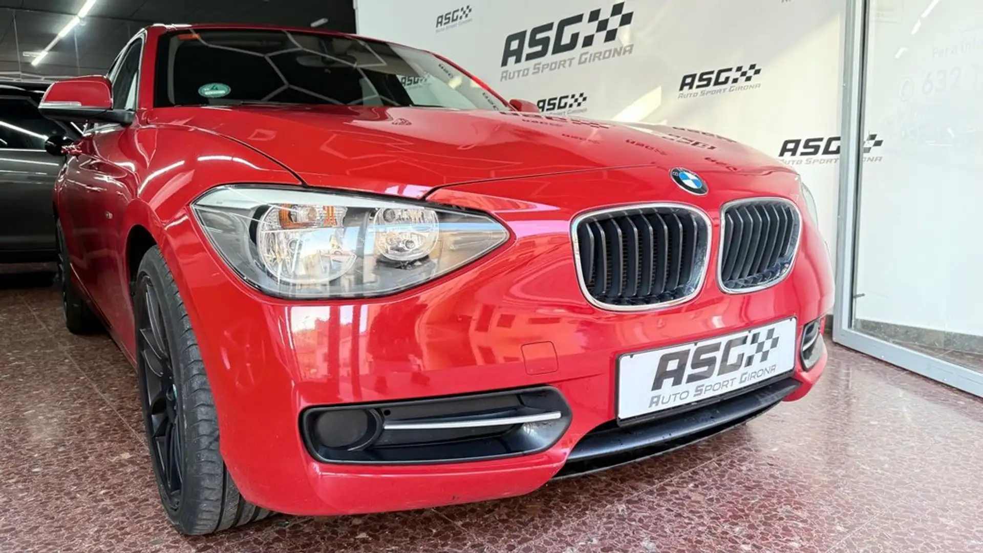 BMW 116 116i Sport Rojo - 2