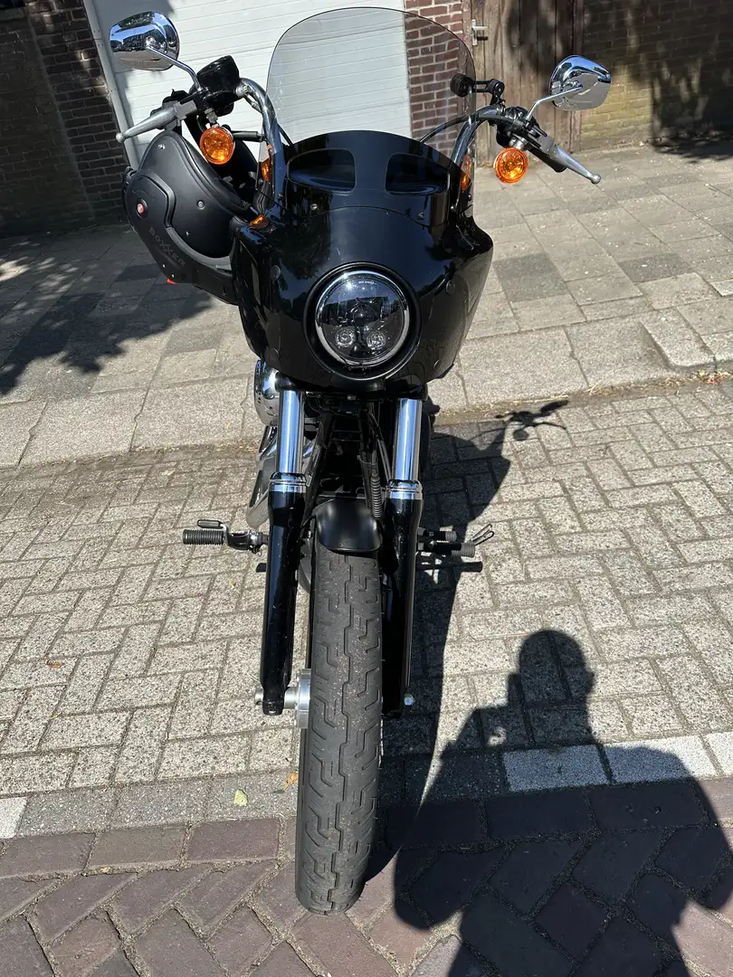 Harley-Davidson Street Bob Dyna Zwart - 2