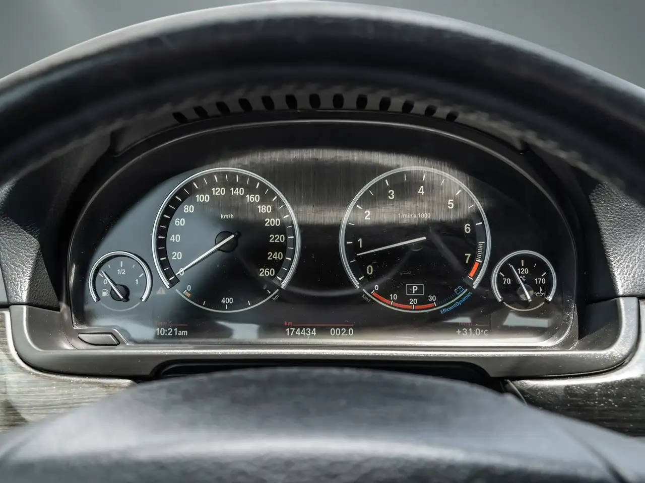 BMW 5 Series fotografie BMW 5 Series