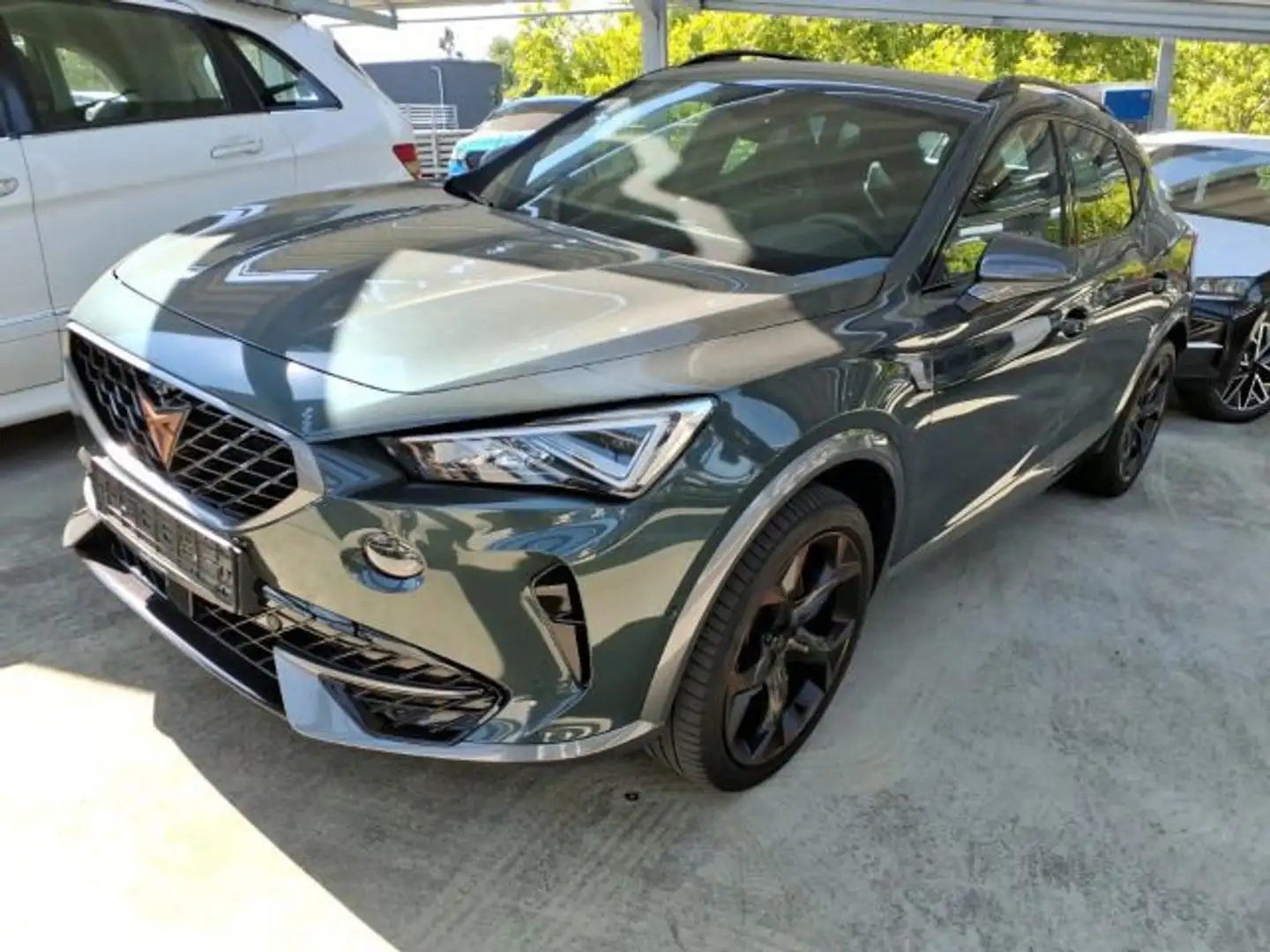 CUPRA Formentor 2.0 TSI DSG 4D VZ KAMERA beats LM19 Grün - 2