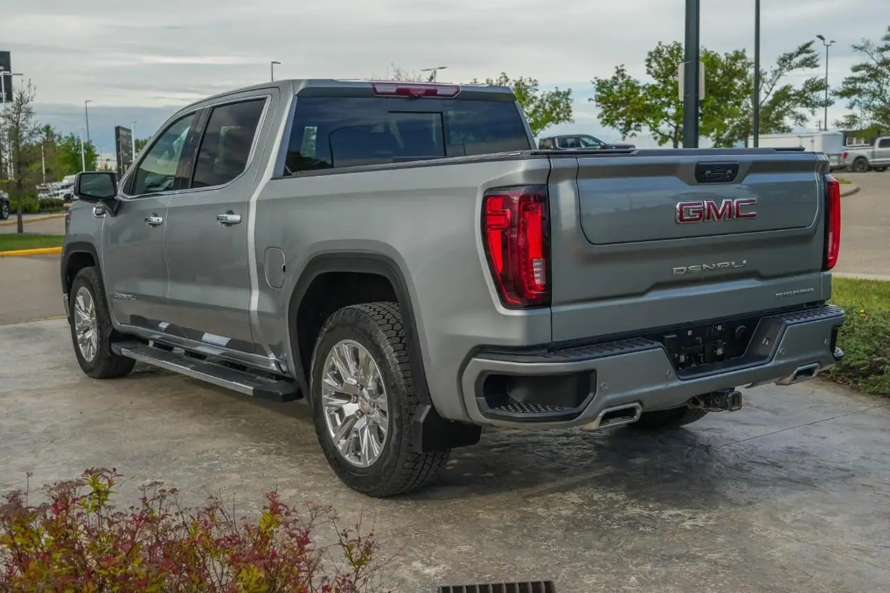 GMC Sierra 1500 снимка GMC Sierra 1500