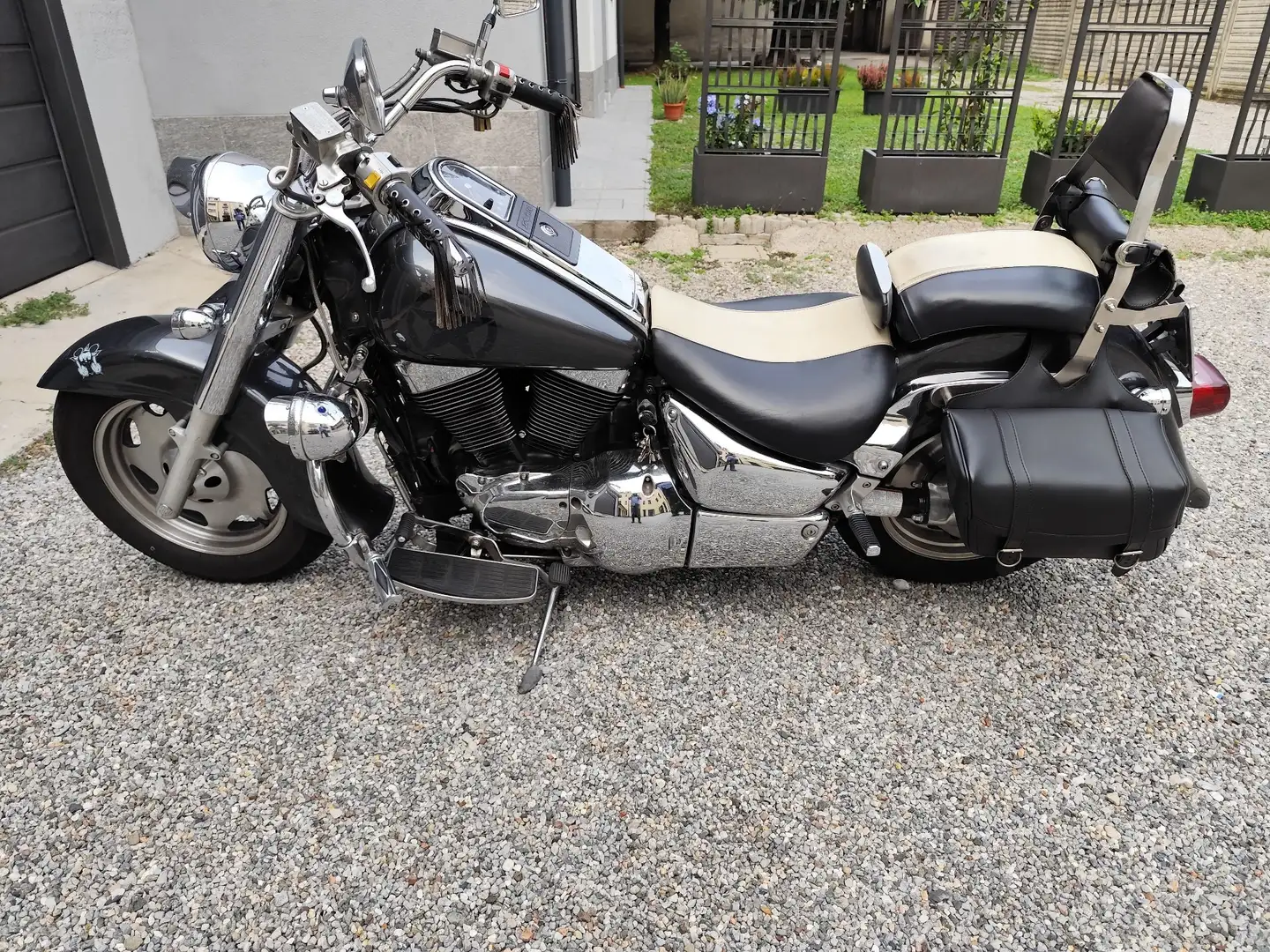 Suzuki Intruder C Come da foto Czarny - 1
